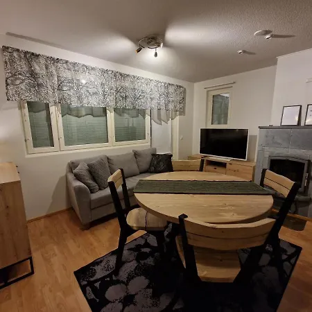 Casa de Férias - Sky Slope - 3 Bedrooms - Ski-in - Ski-out